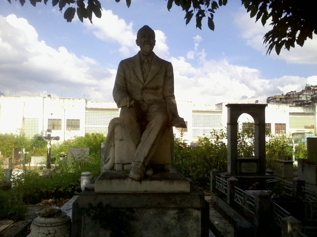 Estatua de Joaquín Avellán Campos